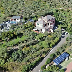 lamandola.hotelitalianriviera.com/